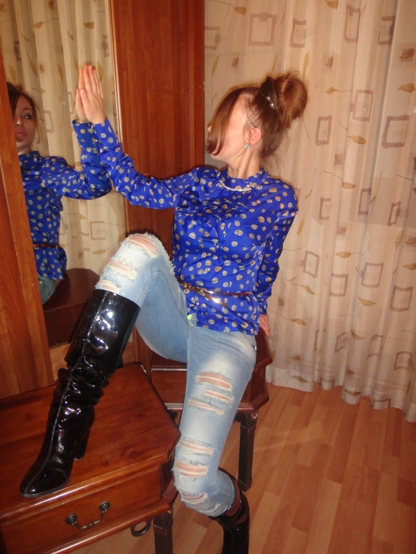 🌹 Сразу скажу, что я создана для того, чтобы удовлетворять твои самые сокровенные фантазии. 💋
Изысканные услуги, нежные прикосновения и откровенные игры - это лишь малая часть того, что я могу предложить. Вместе мы сможем насладиться незабываемыми моментами страсти и наслаждения. 💦💫
Мои возможности безграничны, и я готова исполнить все твои заветные желания. 💭 Со мной ты почувствуешь себя как настоящий король, ведь я создана для того, чтобы сделать твою жизнь незабываемой. 🌟
Мои отзывы говорят сами за себя - мои клиенты остаются в восторге от встречи со мной! 💖 Я безумно стильная, интеллигентная и всегда смотрю замечательно. Мои фото подтвердят это - они 100% реальны! 📷
Позвони мне прямо сейчас, и мы устроим настоящий фейерверк эмоций и страсти! 🔥 Я гарантирую, что наше свидание будет незабываемым.
Жду тебя в Москве, чтобы порадовать тебя своей нежностью и страстью. 💕💋 Анжела